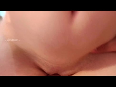 ❤️ Irqad fil-kamra ta’ oħti u hekk qomt ️❌ Porno lilna